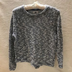 Old Navy pocket sweater high low size L 10/12.